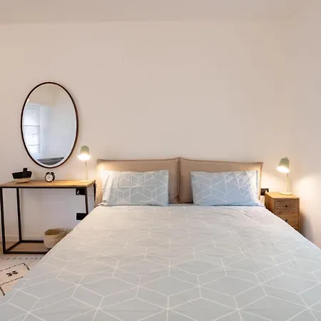 House- Jacuzzi & Garden Appartement